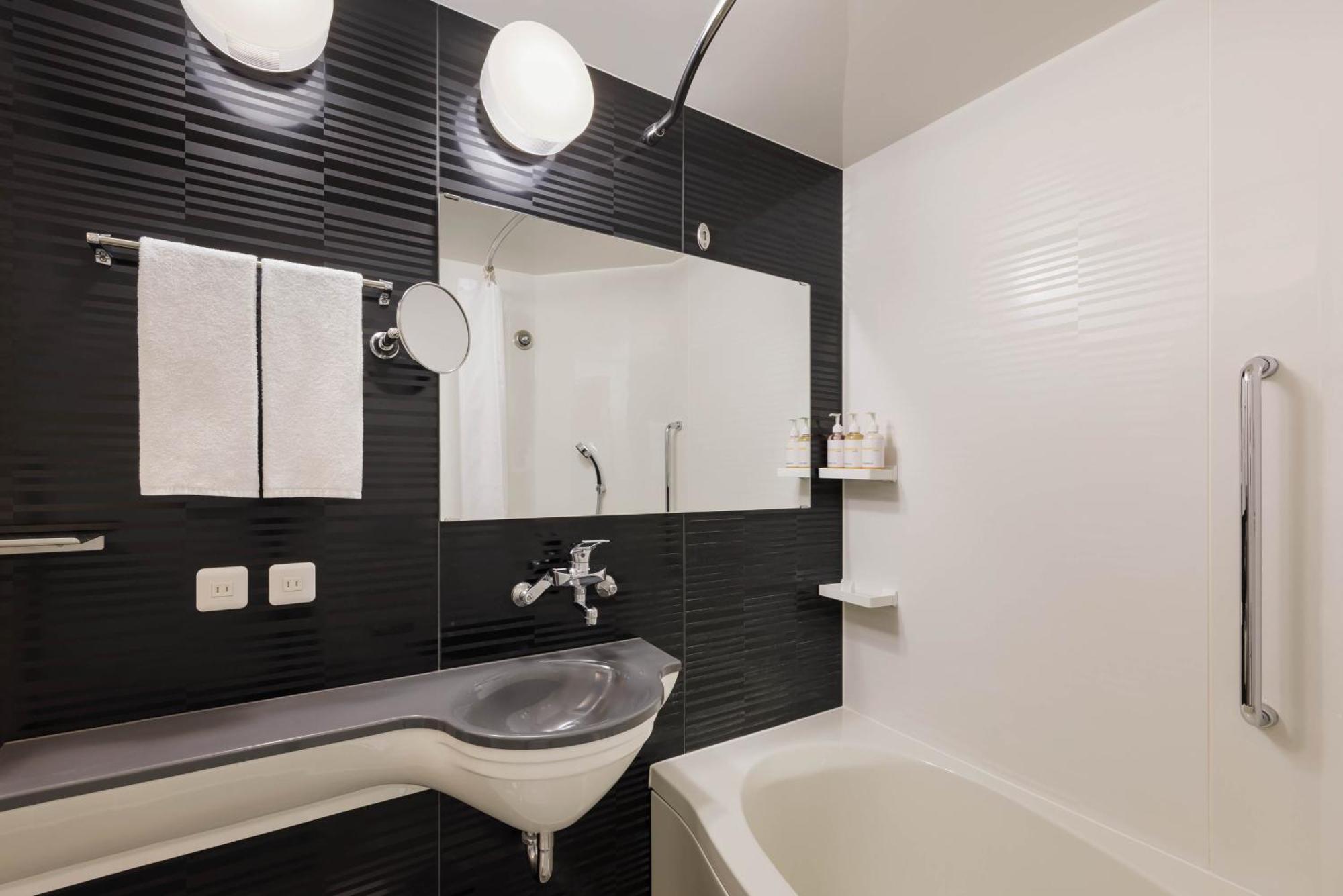 Four Points Flex By Sheraton Fukuoka Hakata Exterior photo